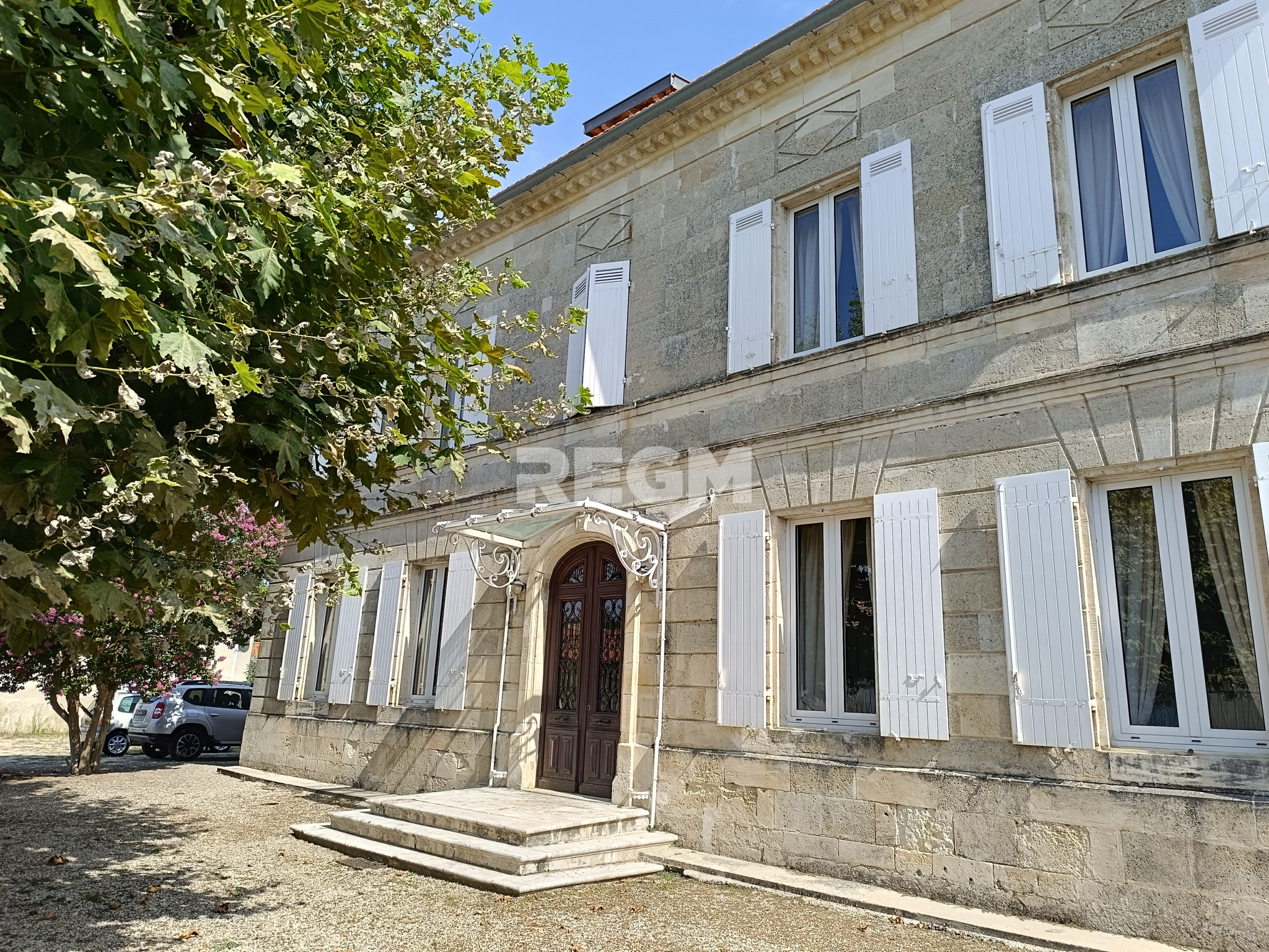 Vente Maison 414m² 10 Pièces à Saint-Germain-d'Esteuil (33340) - Real Estate Global Market